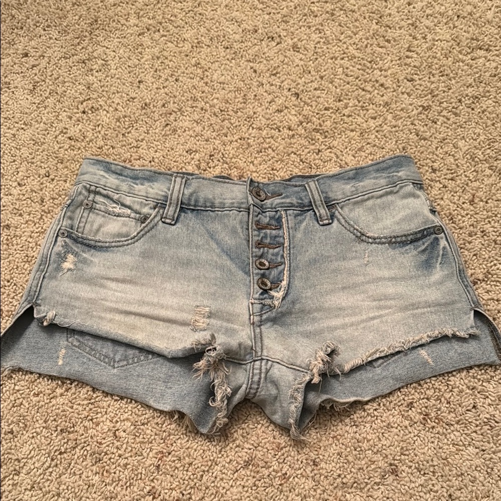 Stylish Blue Denim Women's Shorts